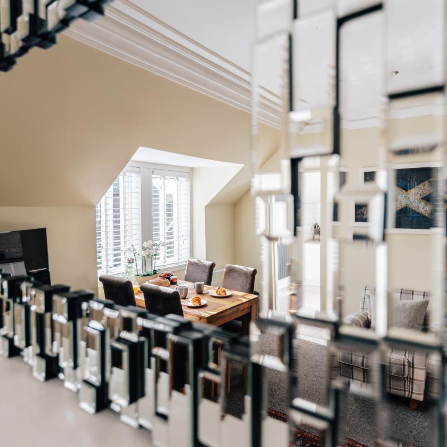 Luxury Inverness Central Apartment Private Parking Esterno foto
