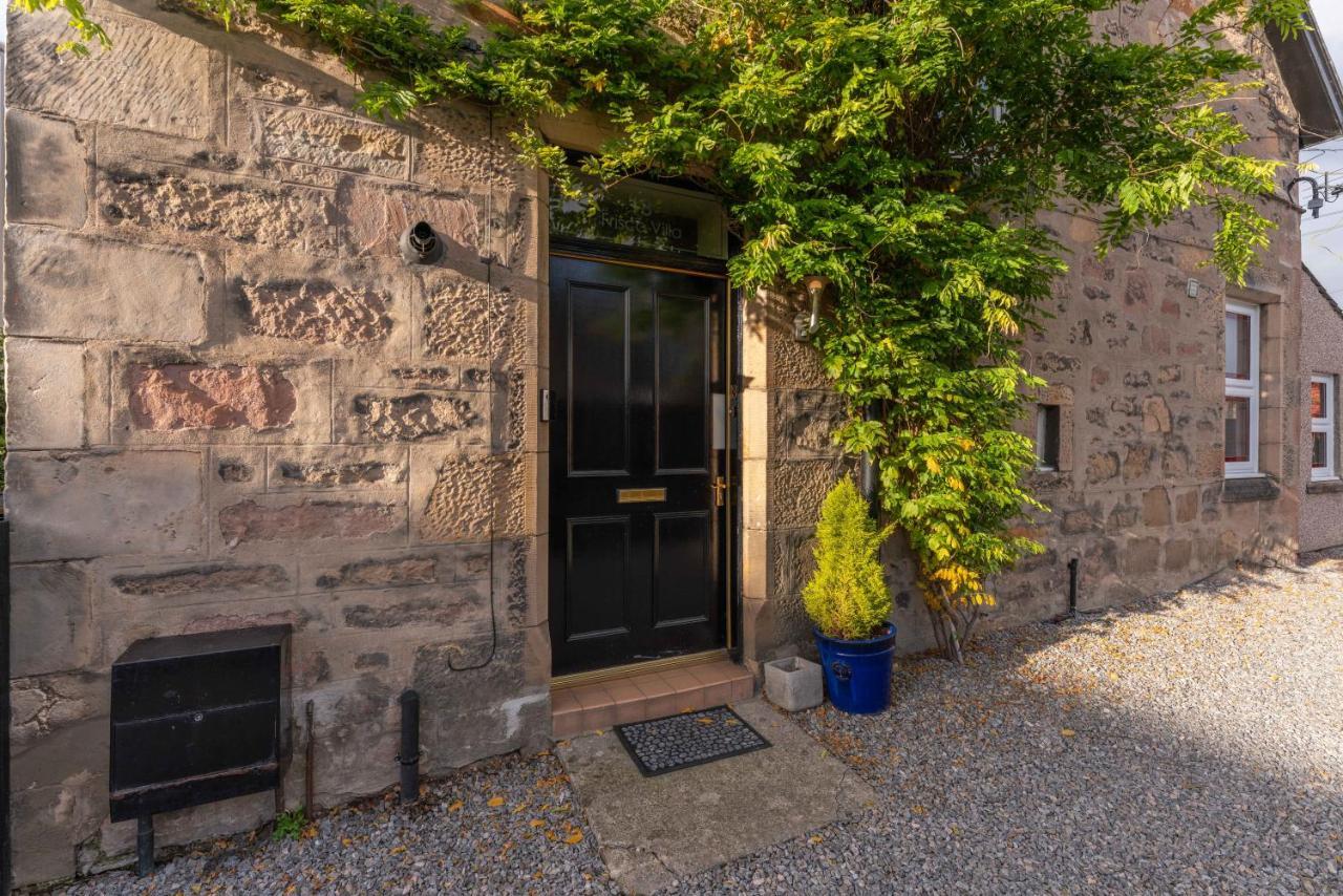 Luxury Inverness Central Apartment Private Parking Esterno foto